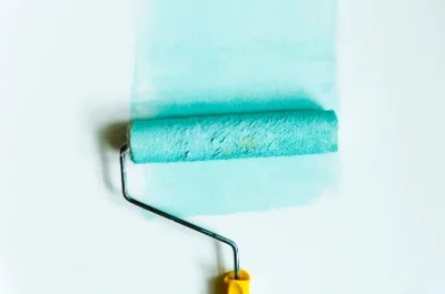 Peinture intérieure à la Mancelière — murs, plafonds et boiseries